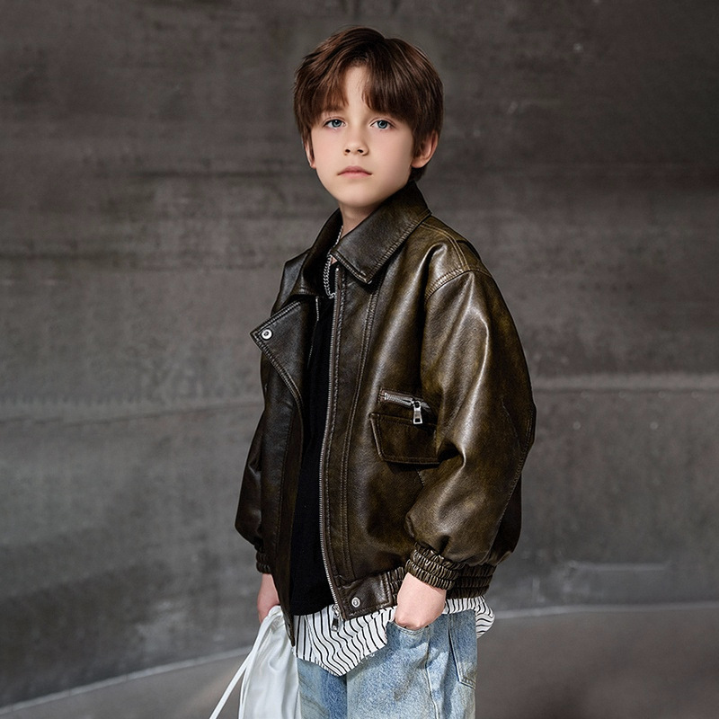 Streetwear Brand With A Logo - Jaket Anak Laki-Laki Warna Hijau Tua