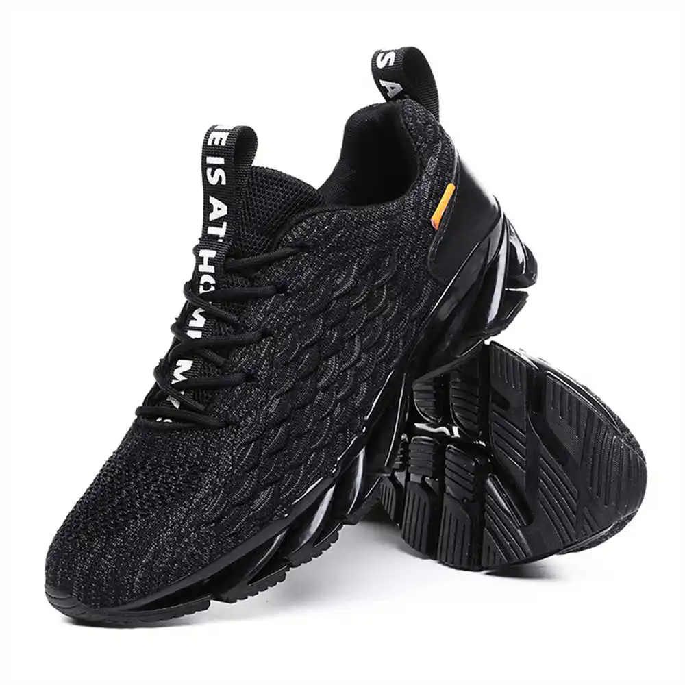 Sepatu berjalan ukuran 44 ukur - Quality Streetwear Brand ulasan dan harga